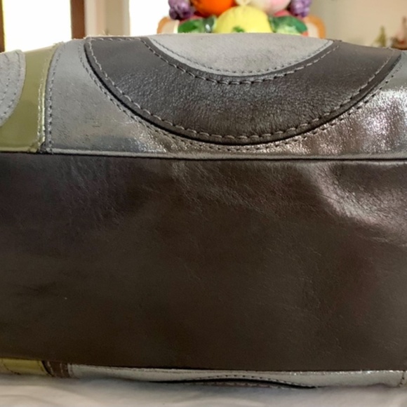 Coach Handbag - Picture 6 of 9